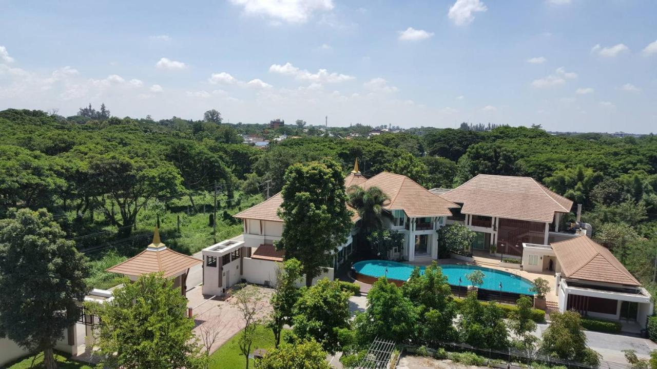 Harmony Resort Hotel Chiang Mai Buitenkant foto